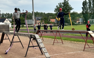 Hivatásos tűzoltók megyei versenye