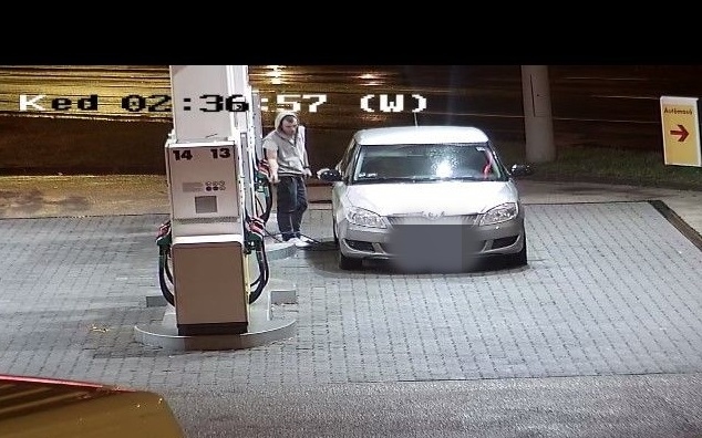 Fizetés nélkül tankolt a lopott rendszámú autóba