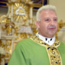 Ballagás és szentmise a Szany iskolában és templomban.