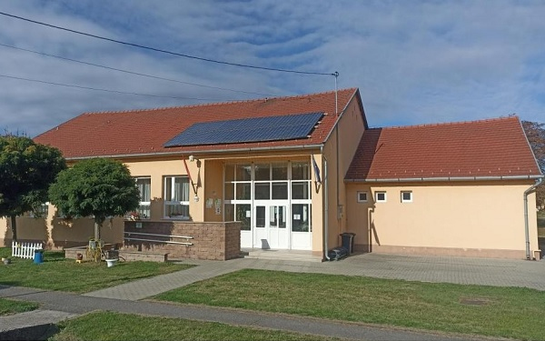 Könyvek ingyen Kónyban