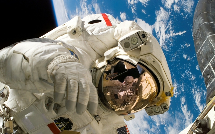 Több mint 12 ezer ember akar űrhajós lenni