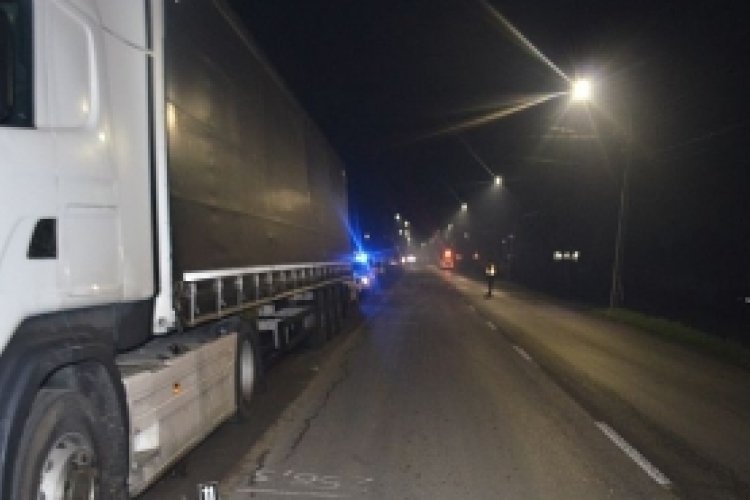 Lezárt akta - kamionos gázolt Csornán, belehalt a 29 éves nő a sérüléseibe