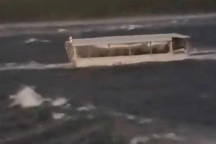 Tizenhét halálos áldozata van a missouri hajókatasztrófának, egy család kilenc tagja odaveszett