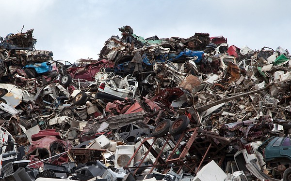 A MOL cége megkapta a teljes magyar hulladékgazdálkodást, de nem tud mit kezdeni vele