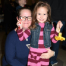 Iskolai adventi vásár a Szent Anna Katolikus Általános Iskola és Óvodában, Szanyban.