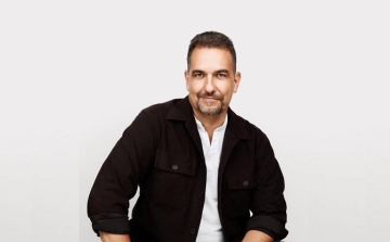 Bárki kérdezhet a képvislőjelölttől