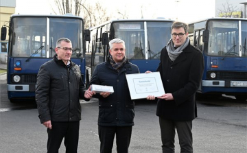 Régi autóbuszokat adományoz a BKV Ukrajnának