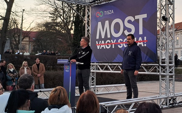 Magyar Péter és Bóna Szabolcs választási nagygyűlése Kapuváron