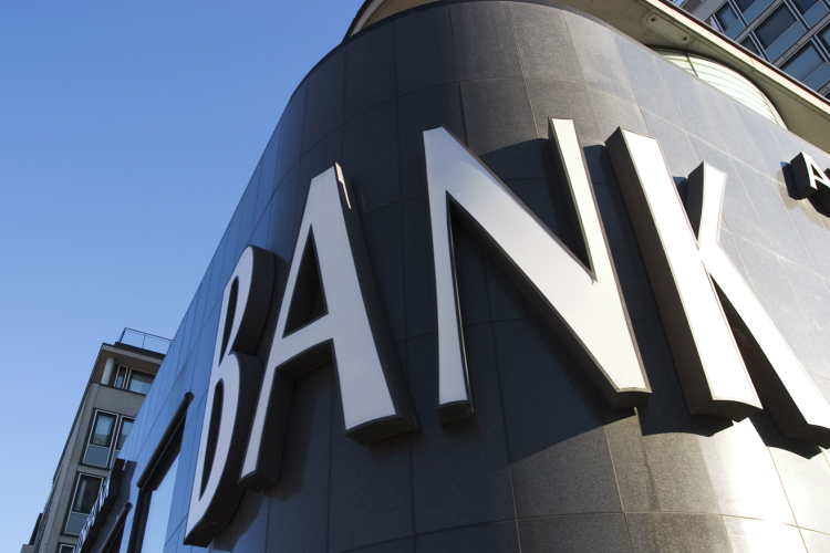 35 millió forintos bírságot kapott az egyik nagybank