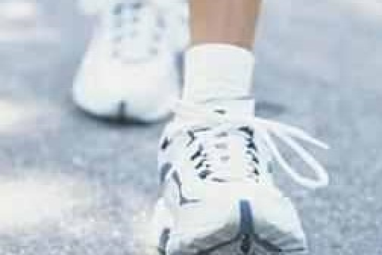 Napi hatezer lépéssel enyhülhet a térd ízületi gyulladása? 