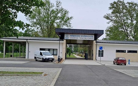 Túlszámlázások, teljesítés nélküli kifizetések a csornai termál marketingjében?