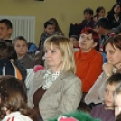 Iskolai kulturális bemutató Szanyban