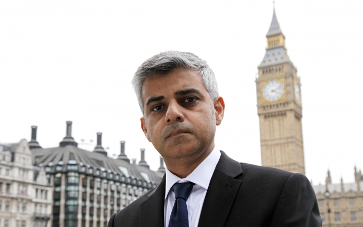 Brit választások – a muszlim Sadiq Khan lett London polgármestere