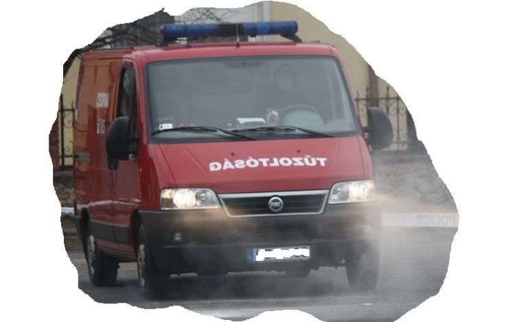 Tüzes hétvégéjük volt a kapuvári tűzoltóknak