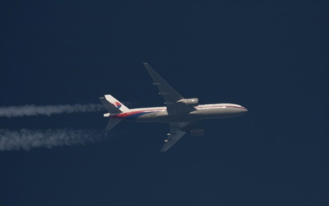 Eltűnt utasszállító - Egy kínai repülőgép személyzete gyanús tárgyat észlelt az Indiai-óceán déli részén