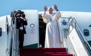 Ferenc pápa is csatlakozott a Jónak lenni jó jótékonysági akcióhoz