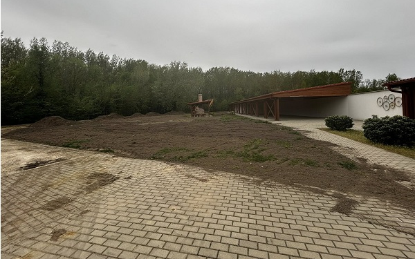 Rendbe tették a szili kerékpáros centrum területét