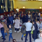 Adventi vásár Szanyban, a Szent Anna Katolikus Általános Iskola és Óvodában: