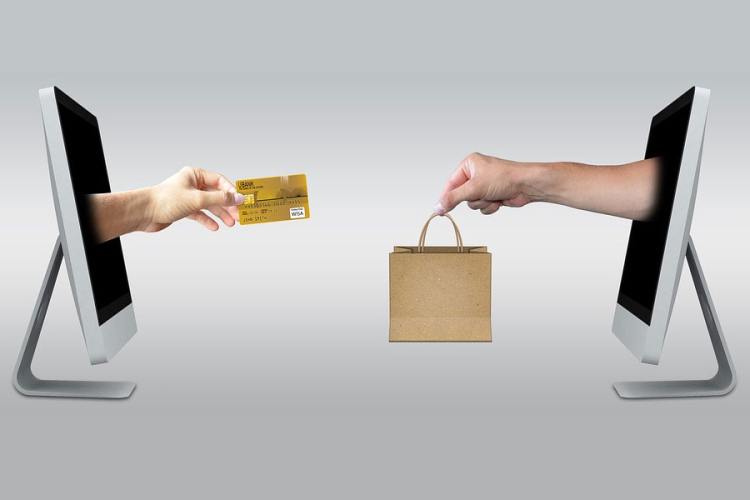 Közel 5,4 millió az online vásárlók száma Magyarországon