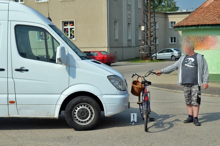 Kisteherautó ütötte el a 90 éves biciklist Csornán