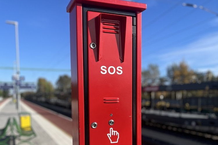  Így működik az SOS oszlop Kapuváron a vasútállomáson