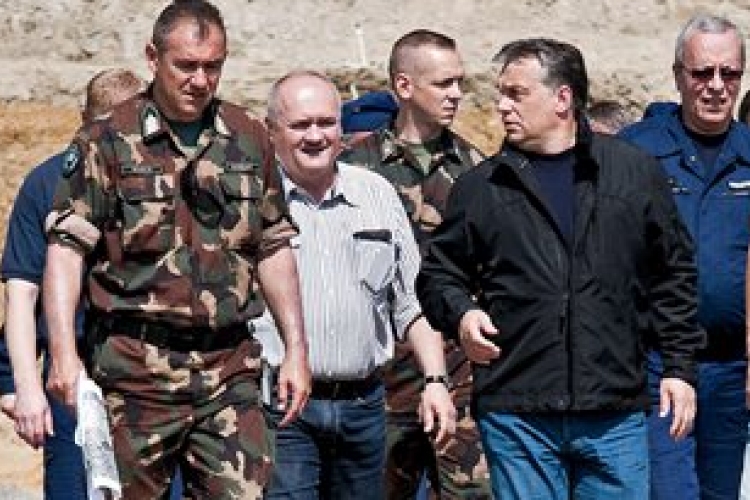 Árvíz - Orbán: a legfontosabb, hogy emberélet ne kerüljön veszélybe