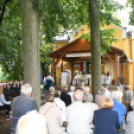 Búcsú napi szentmise Szanyban a Szent Anna kápolnánál.