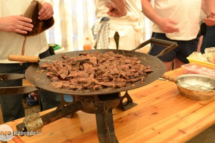Szombaton rendezik Kapuváron a böllérmáj fesztivált 