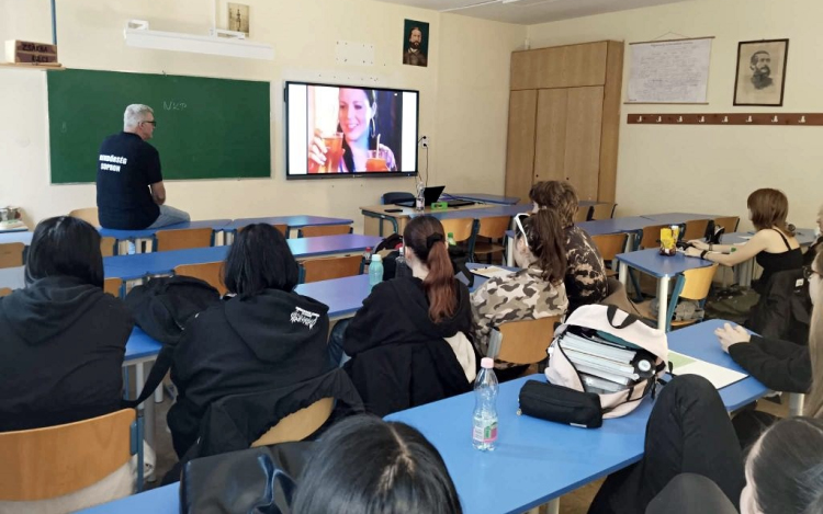 Egészséges, biztonságos bulizás