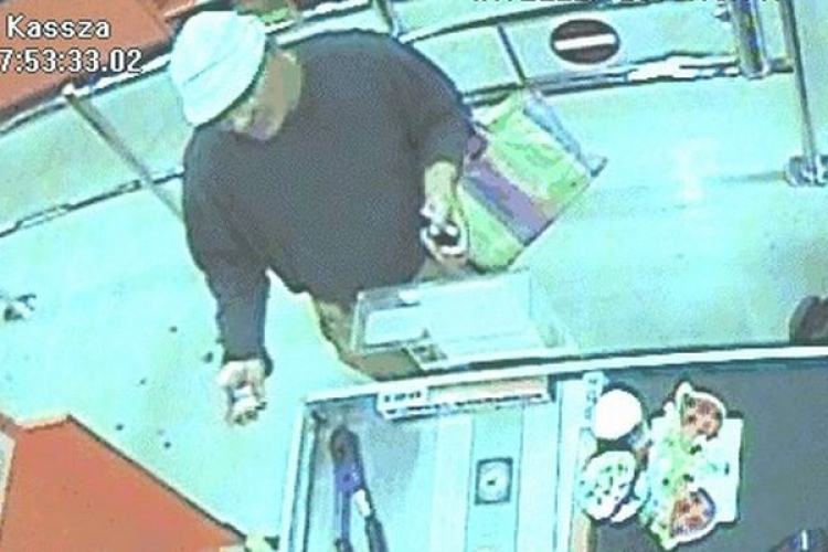 Boltban vett erővágót, azzal lopott kerékpárt