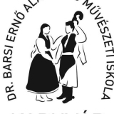 Karácsonyi táncház és játszóház a Barsi suliban