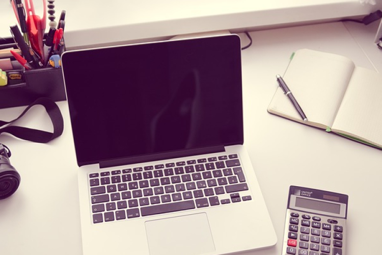 Gazdálkodási ügyintéző állást hirdetett a Csornai Polgármesteri Hivatal 