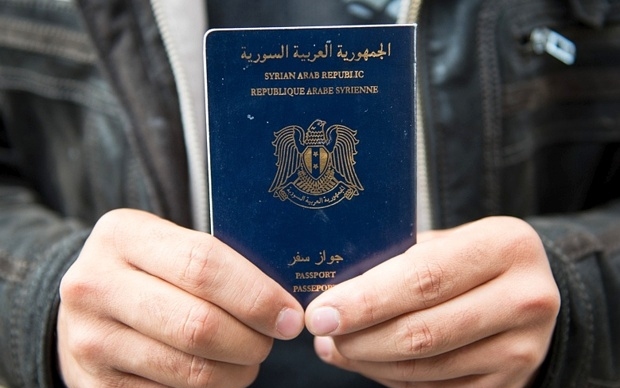 Terrorizmus - Hamis útlevéllel utazó újabb szíriaiakat tartóztattak le Olaszországban 