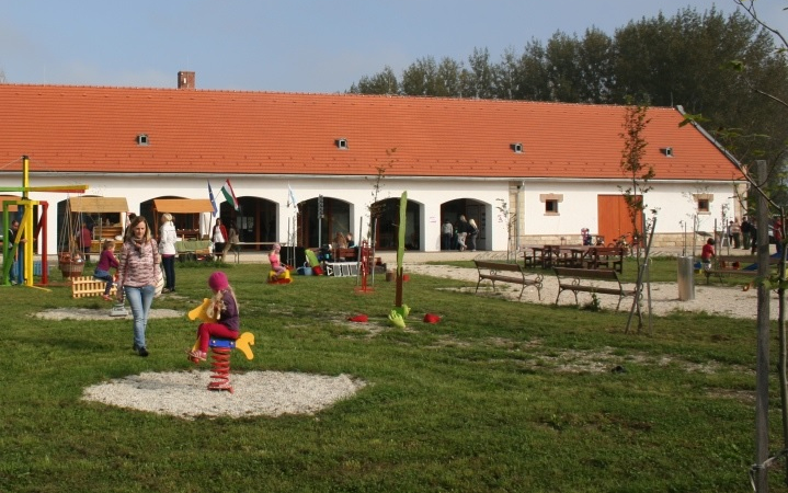 A Fertő-Hanság Nemzeti Park bemutatóhelyeinek ünnepi nyitvatartása