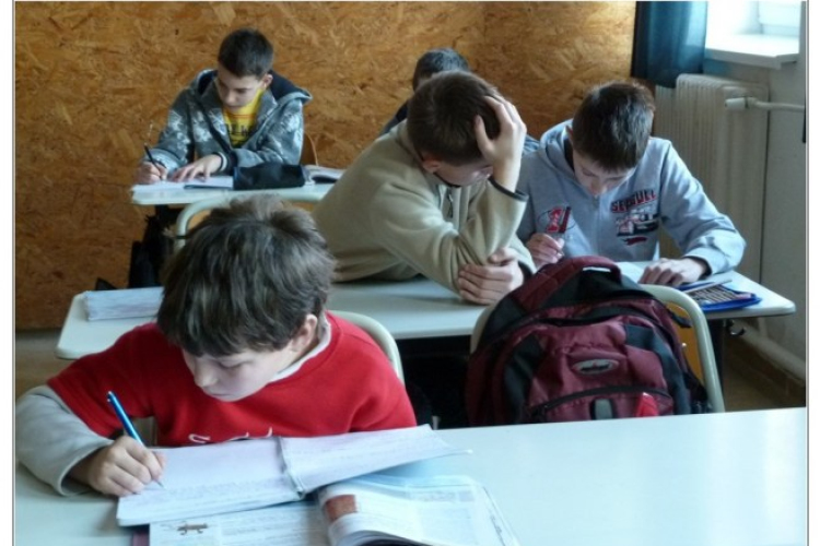 Iskolanyitogató és nyílt nap a rábatamási iskolában