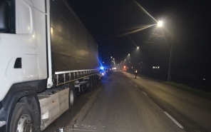 Lezárt akta - kamionos gázolt Csornán, belehalt a 29 éves nő a sérüléseibe