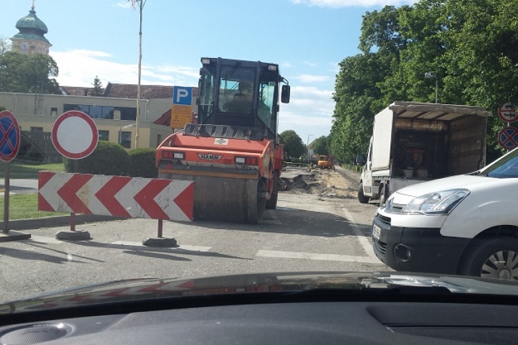 Ha rutinból közlekedik Csornán, már harmadik napja járhat így