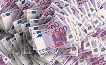 Nagy összegű készpénzzel érkezik az Európai Unióba? Akkor erre figyeljen!