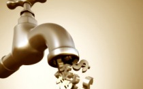 Nem vesznek fel jutalmat a helyi vízművek vezérigazgatói