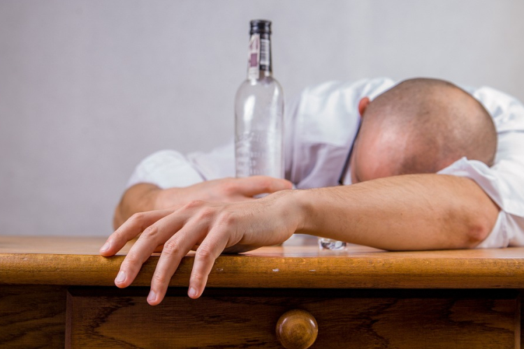 Önsegítő csoport alkoholbetegek részére Csornán