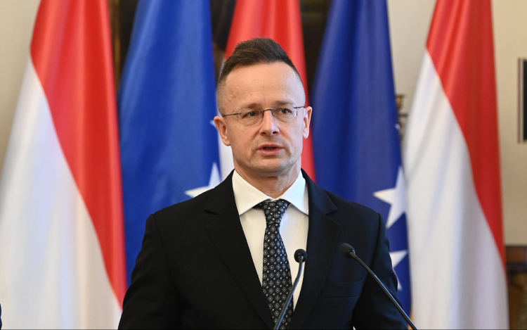 Szijjártó Péter: nem Ukrajna elnöke fog dönteni az EU-csatlakozásról