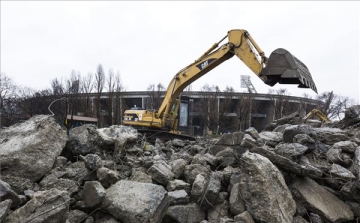 Elkezdődött a Puskás Ferenc Stadion bontása - nyolc hónapig tart