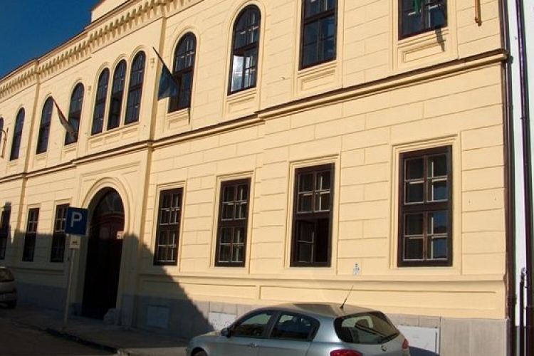 Továbbtanulás 2014 - Sopron Handler