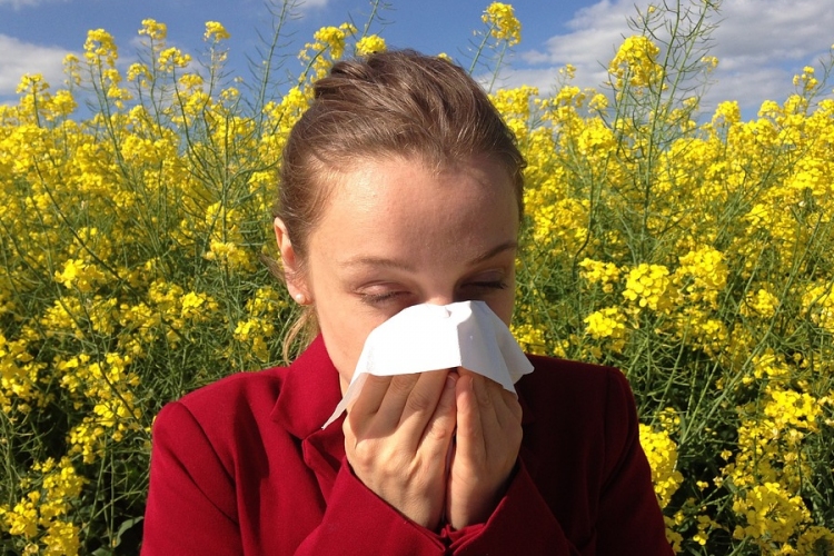 Viharos időben fokozódhatnak az allergiások tünetei