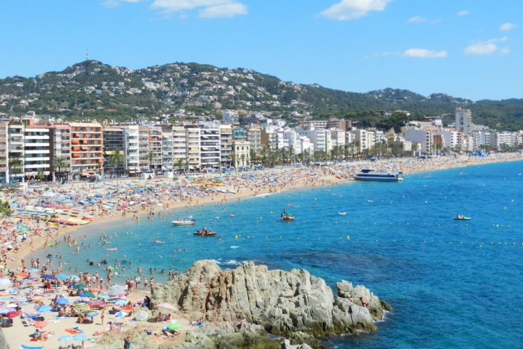 Áram- és gázlopás miatt bezártak négy szállodát a spanyol tengeparton