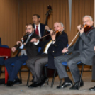 „Házhoz megy a kultúra elnevezésű” program Szanyban.