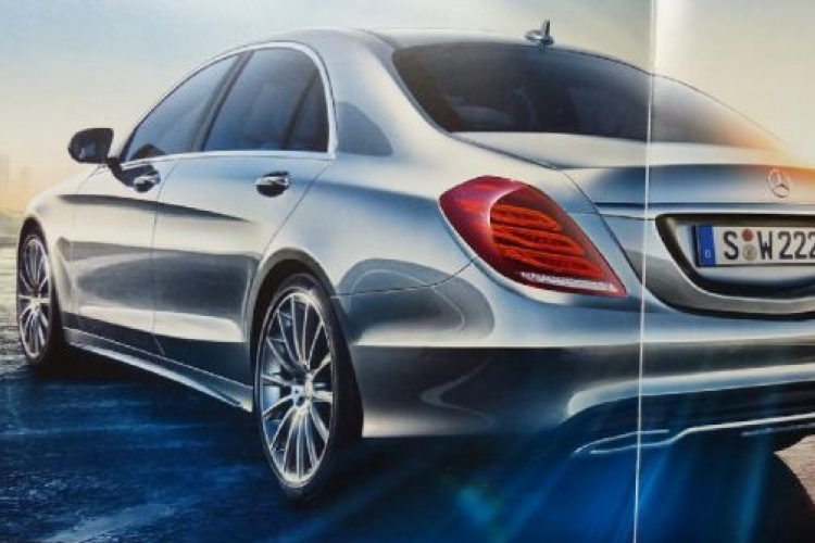 Kiszivárgott az új Mercedes S osztály brosúrája