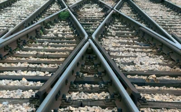 Baleset miatt késnek a vonatok a somoskőújfalui vonalon