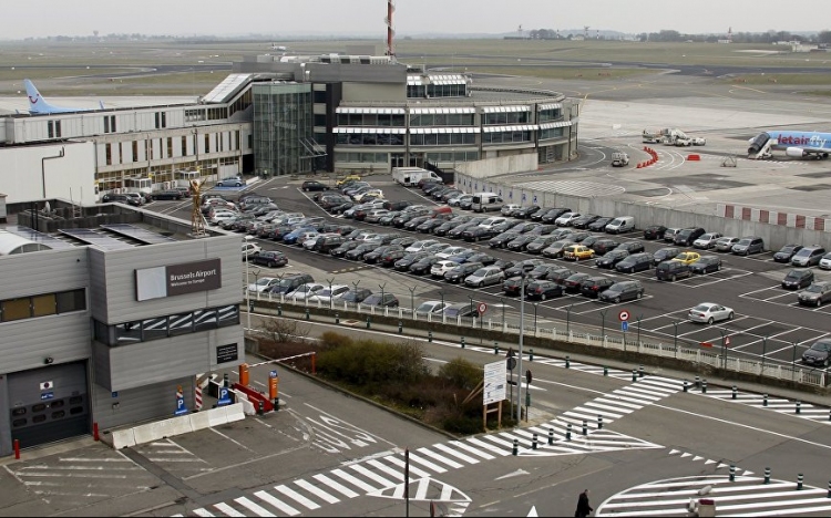 Részlegesen újranyitják a brüsszeli nemzetközi repülőteret