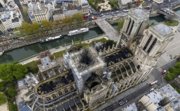Nagy mennyiségű az ólompor a Notre-Dame-nál